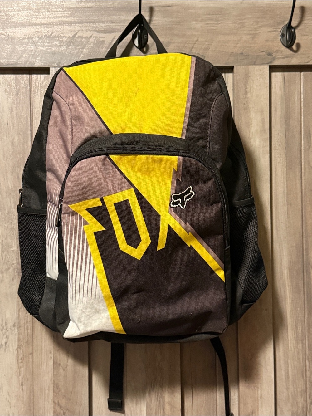 Fox Yellow and Black‎ Graphic Men's Backpack